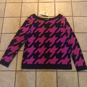 Sweater from the chic collection by Tyler Boe